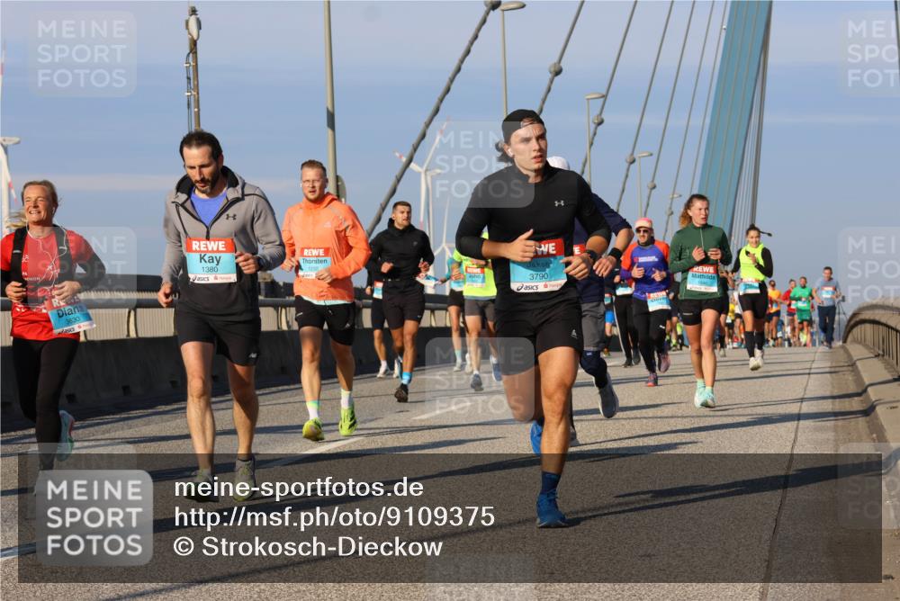 03.10.2025 - Köhlbrandbrückenlauf Strokosch-Dieckow http://msf.ph/oto/9109375 03.10.2025 09:40:28 Position 2 3630, 1380, 1292, 3790, 1946 meine-sportfotos.de