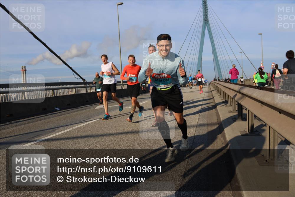 03.10.2025 - Köhlbrandbrückenlauf Strokosch-Dieckow http://msf.ph/oto/9109611 03.10.2025 09:40:51 Position 2 3204 meine-sportfotos.de