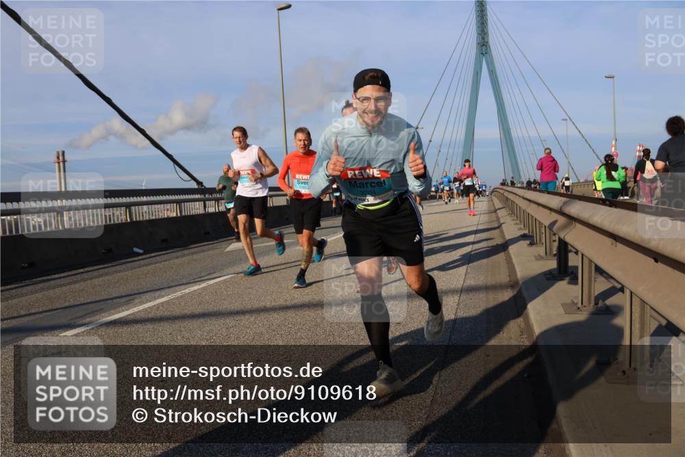 03.10.2025 - Köhlbrandbrückenlauf Strokosch-Dieckow http://msf.ph/oto/9109618 03.10.2025 09:40:51 Position 2 1165, 3204 meine-sportfotos.de