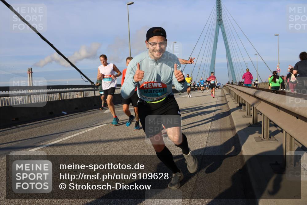 03.10.2025 - Köhlbrandbrückenlauf Strokosch-Dieckow http://msf.ph/oto/9109628 03.10.2025 09:40:51 Position 2 3204 meine-sportfotos.de