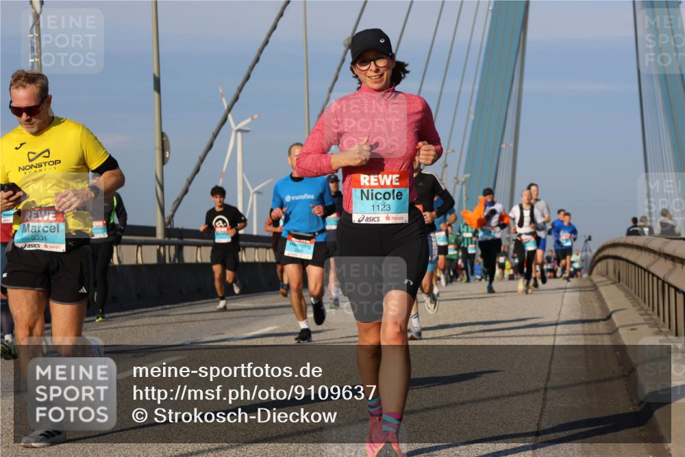 03.10.2025 - Köhlbrandbrückenlauf Strokosch-Dieckow http://msf.ph/oto/9109637 03.10.2025 09:40:54 Position 2 3331, 1123 meine-sportfotos.de