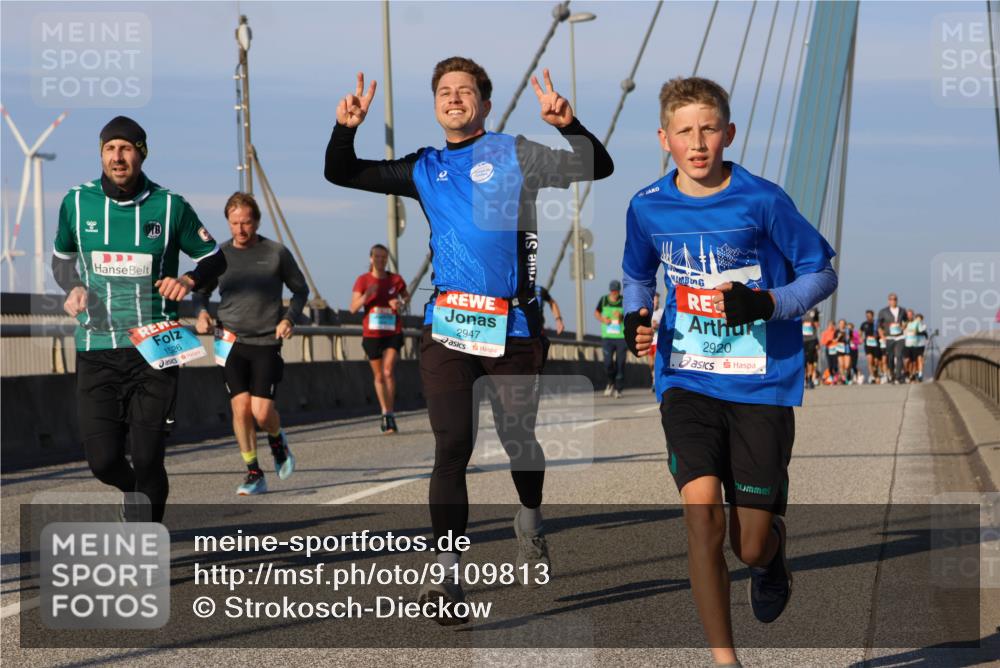 03.10.2025 - Köhlbrandbrückenlauf Strokosch-Dieckow http://msf.ph/oto/9109813 03.10.2025 09:41:09 Position 2 1526, 2947, 2920 meine-sportfotos.de