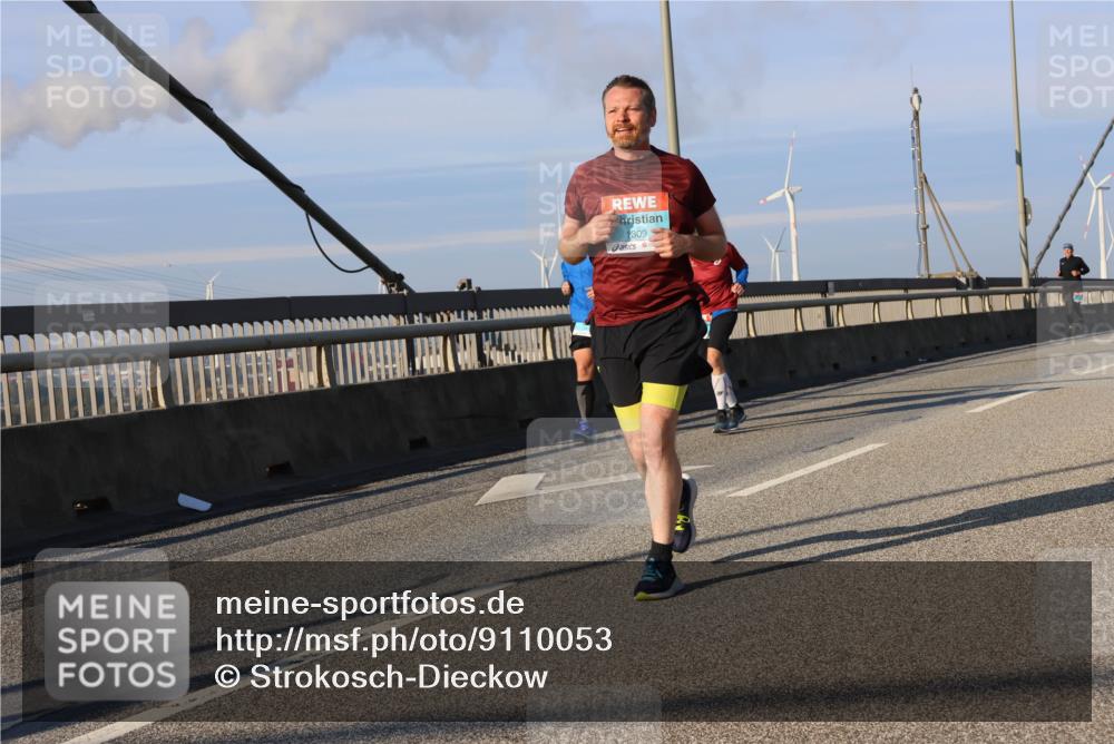 03.10.2025 - Köhlbrandbrückenlauf Strokosch-Dieckow http://msf.ph/oto/9110053 03.10.2025 09:41:38 Position 2 1309 meine-sportfotos.de