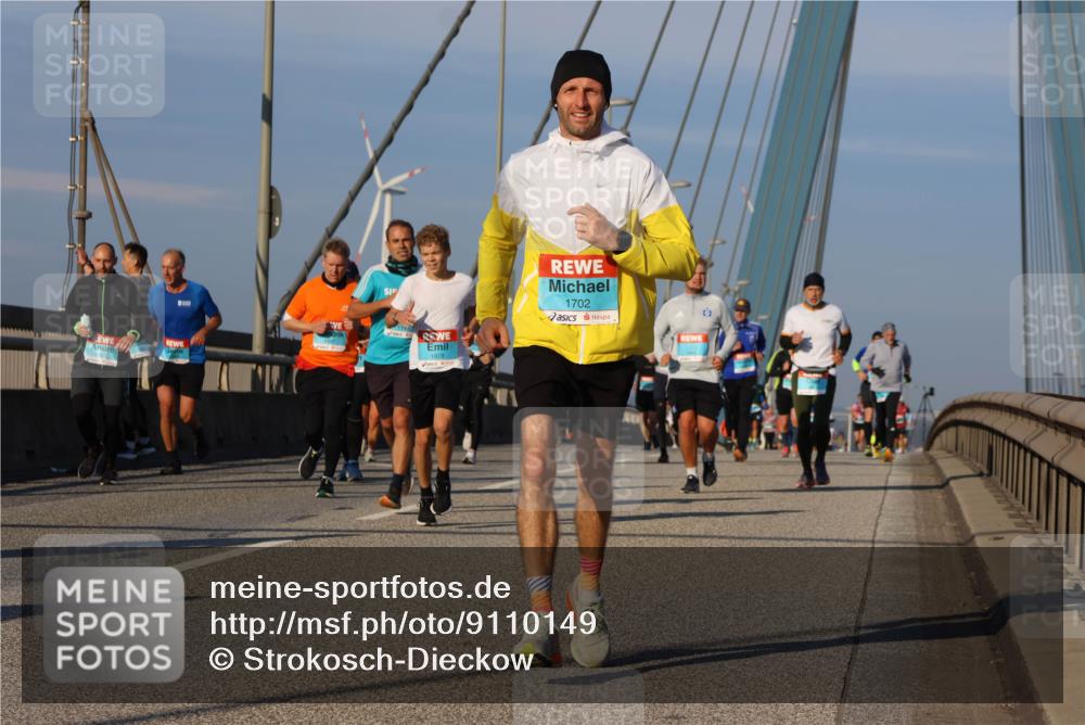 03.10.2025 - Köhlbrandbrückenlauf Strokosch-Dieckow http://msf.ph/oto/9110149 03.10.2025 09:41:49 Position 2 1702 meine-sportfotos.de