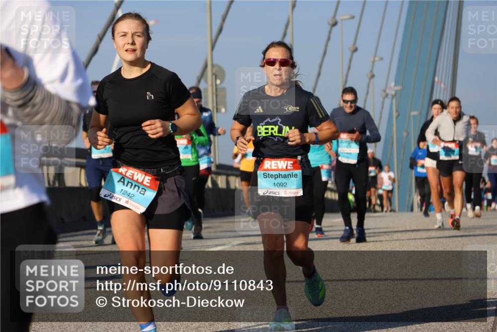 03.10.2025 - Köhlbrandbrückenlauf Strokosch-Dieckow http://msf.ph/oto/9110843 03.10.2025 09:43:06 Position 2 3, 5, 1242, 1092 meine-sportfotos.de