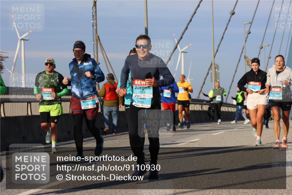 03.10.2025 - Köhlbrandbrückenlauf Strokosch-Dieckow http://msf.ph/oto/9110930 03.10.2025 09:43:12 Position 2 1346, 1352, 08, 1218, 3160, 3763 meine-sportfotos.de