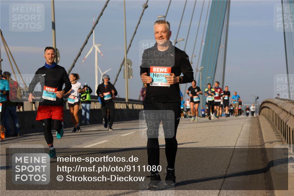 03.10.2025 - Köhlbrandbrückenlauf Strokosch-Dieckow http://msf.ph/oto/9111080 03.10.2025 09:43:29 Position 2 3188, 1397 meine-sportfotos.de