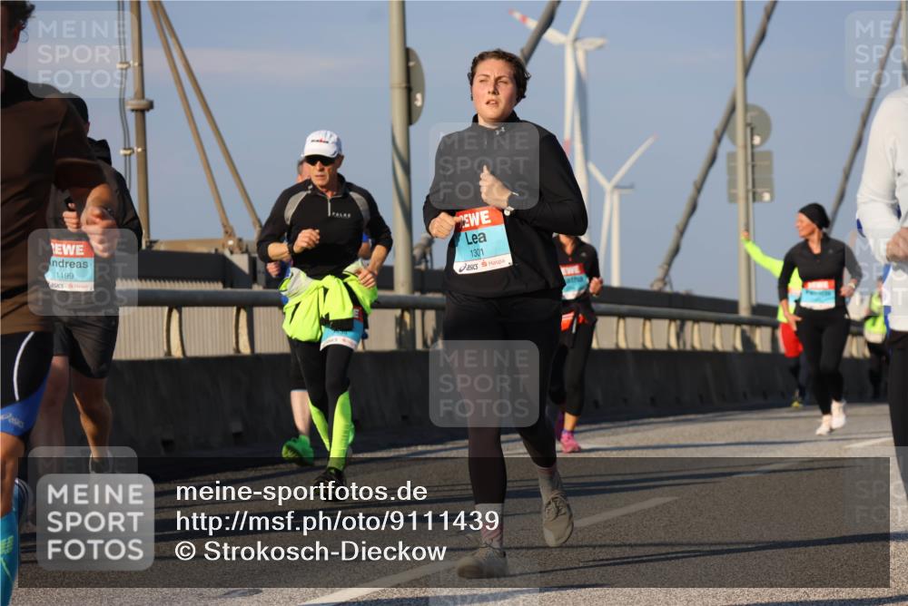 03.10.2025 - Köhlbrandbrückenlauf Strokosch-Dieckow http://msf.ph/oto/9111439 03.10.2025 09:44:07 Position 2 1199, 1301 meine-sportfotos.de