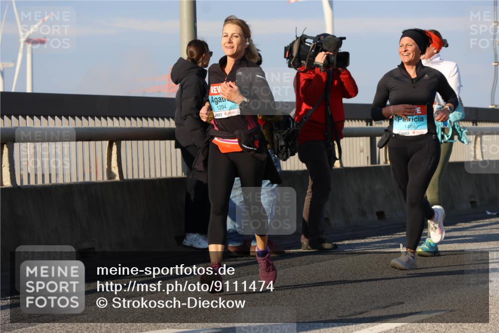 03.10.2025 - Köhlbrandbrückenlauf Strokosch-Dieckow http://msf.ph/oto/9111474 03.10.2025 09:44:14 Position 2 1294, 1496 meine-sportfotos.de
