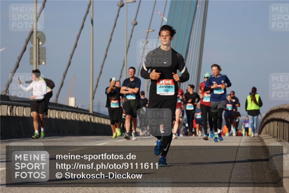 03.10.2025 - Köhlbrandbrückenlauf Strokosch-Dieckow http://msf.ph/oto/9111611 03.10.2025 09:44:25 Position 2 1089 meine-sportfotos.de