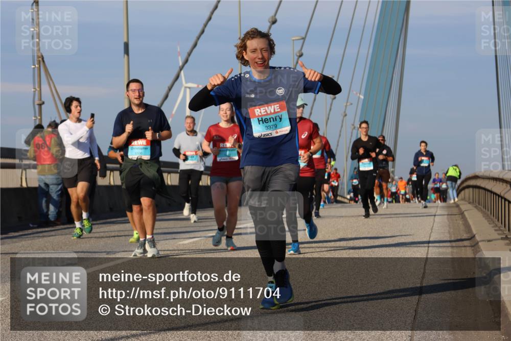 03.10.2025 - Köhlbrandbrückenlauf Strokosch-Dieckow http://msf.ph/oto/9111704 03.10.2025 09:44:35 Position 2 06, 1506, 3379 meine-sportfotos.de