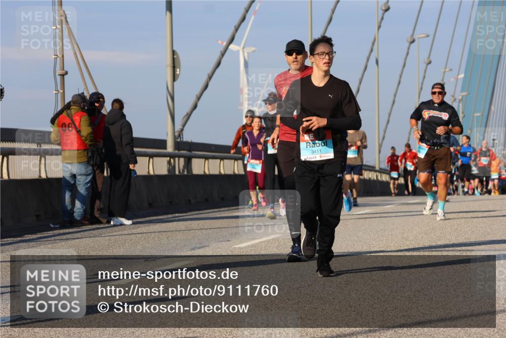 03.10.2025 - Köhlbrandbrückenlauf Strokosch-Dieckow http://msf.ph/oto/9111760 03.10.2025 09:44:40 Position 2 08, 3411 meine-sportfotos.de