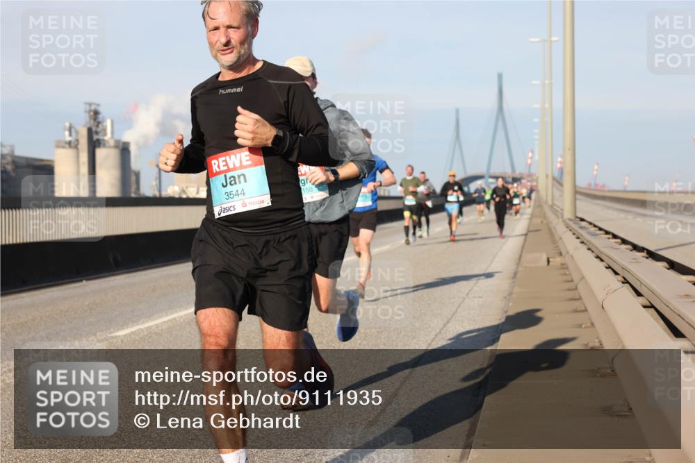 03.10.2025 - Köhlbrandbrückenlauf Lena Gebhardt http://msf.ph/oto/9111935 03.10.2025 09:42:09 Position 2 3544, 150 meine-sportfotos.de