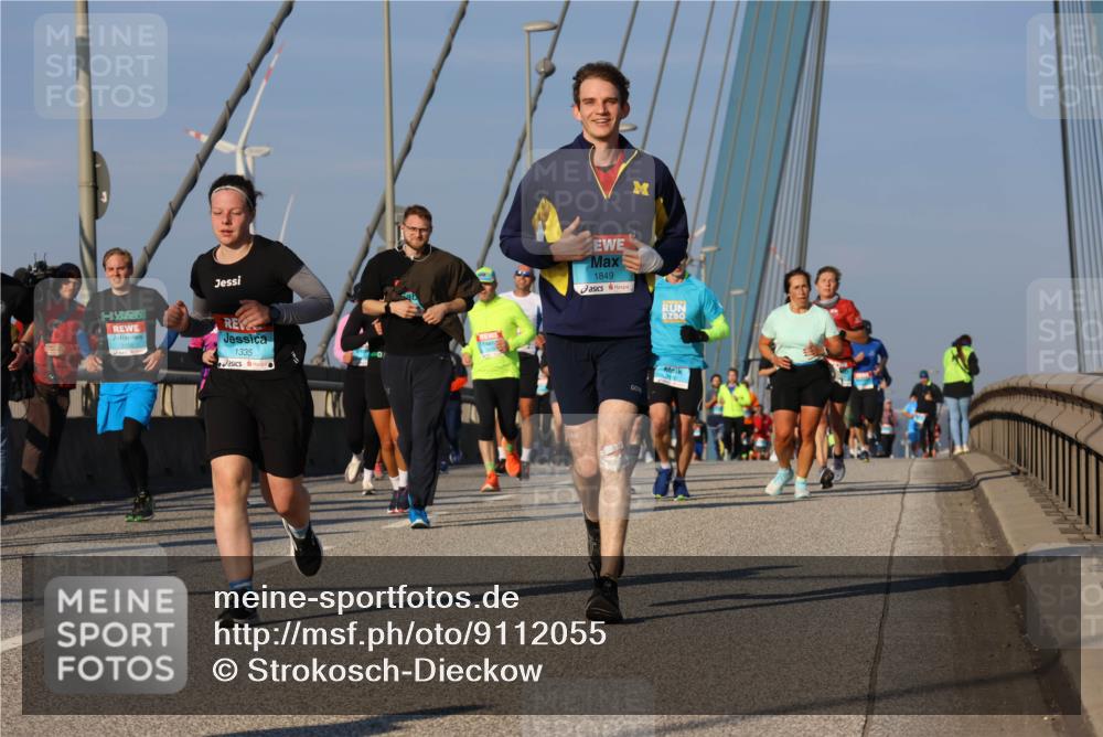 03.10.2025 - Köhlbrandbrückenlauf Strokosch-Dieckow http://msf.ph/oto/9112055 03.10.2025 09:45:14 Position 2 1335, 0, 1849 meine-sportfotos.de