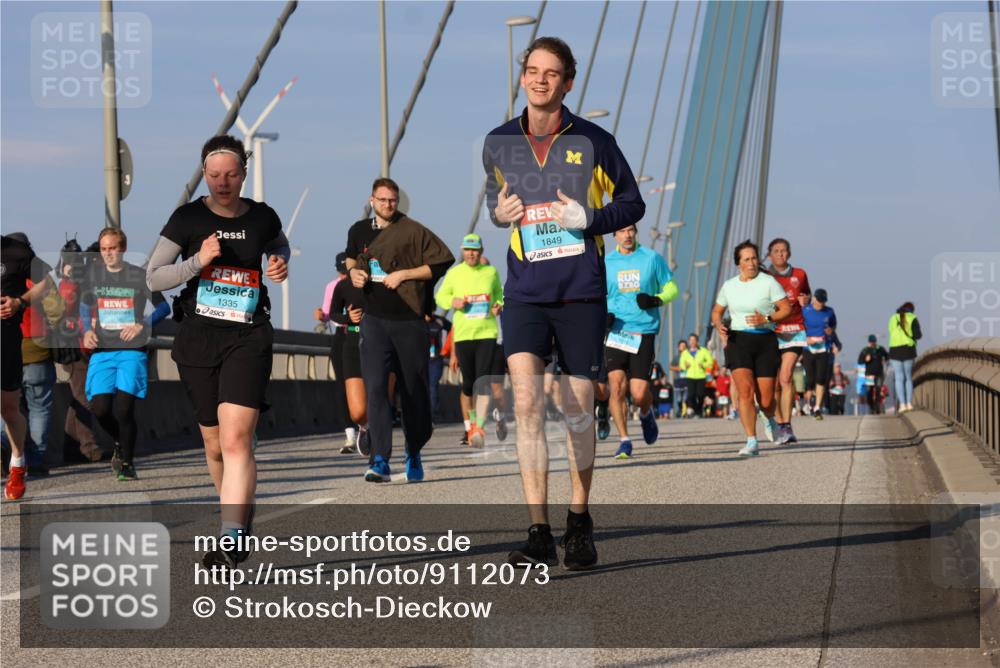 03.10.2025 - Köhlbrandbrückenlauf Strokosch-Dieckow http://msf.ph/oto/9112073 03.10.2025 09:45:14 Position 2 1335, 1849 meine-sportfotos.de