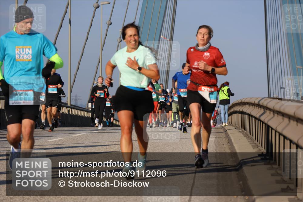 03.10.2025 - Köhlbrandbrückenlauf Strokosch-Dieckow http://msf.ph/oto/9112096 03.10.2025 09:45:19 Position 2 2776 meine-sportfotos.de