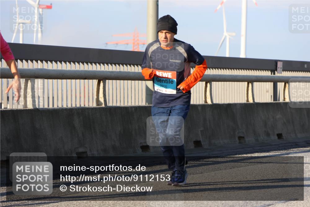 03.10.2025 - Köhlbrandbrückenlauf Strokosch-Dieckow http://msf.ph/oto/9112153 03.10.2025 09:45:27 Position 2 2805 meine-sportfotos.de