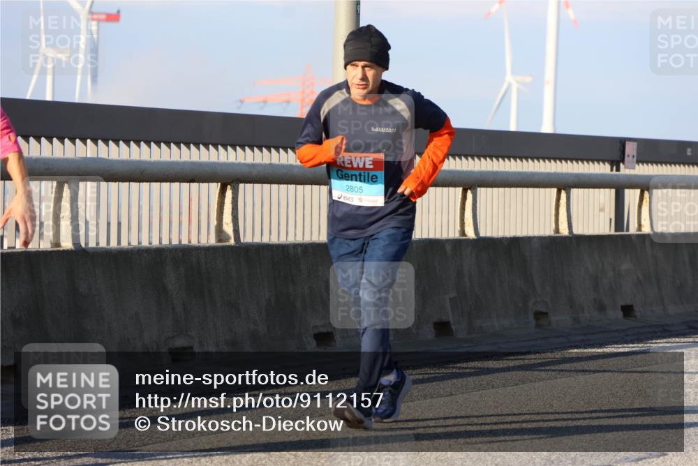03.10.2025 - Köhlbrandbrückenlauf Strokosch-Dieckow http://msf.ph/oto/9112157 03.10.2025 09:45:27 Position 2 2805 meine-sportfotos.de