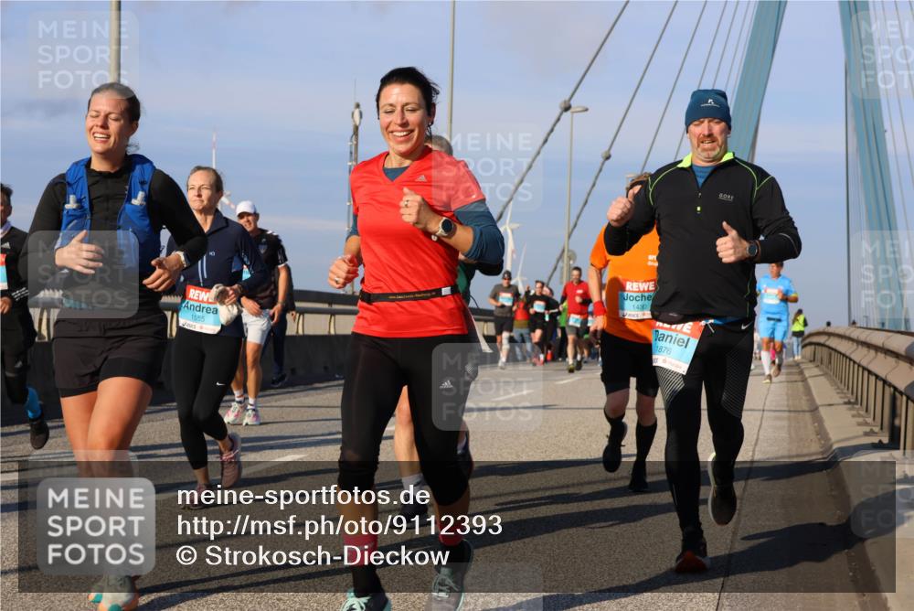 03.10.2025 - Köhlbrandbrückenlauf Strokosch-Dieckow http://msf.ph/oto/9112393 03.10.2025 09:45:43 Position 2 1555, 1430, 1876 meine-sportfotos.de