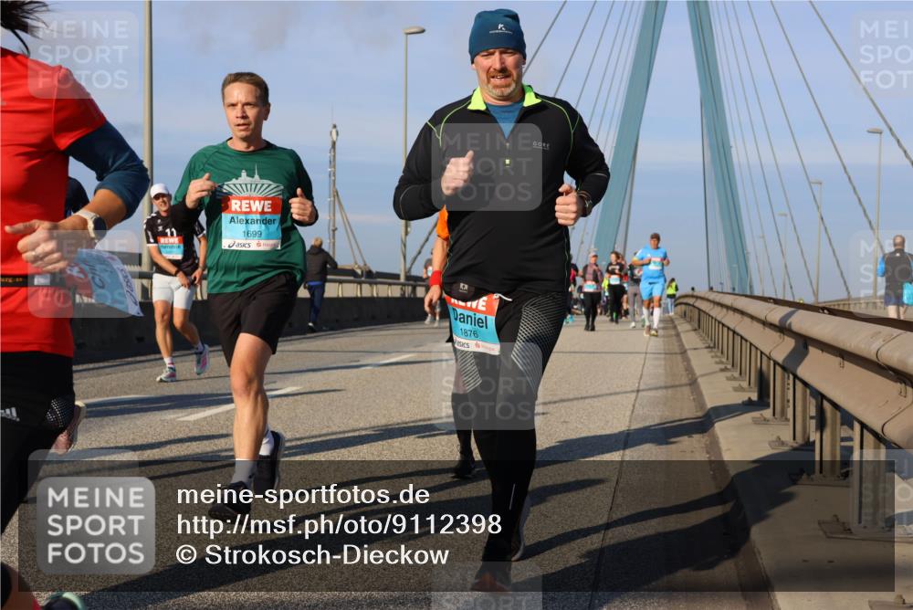 03.10.2025 - Köhlbrandbrückenlauf Strokosch-Dieckow http://msf.ph/oto/9112398 03.10.2025 09:45:44 Position 2 1699, 1, 1876 meine-sportfotos.de