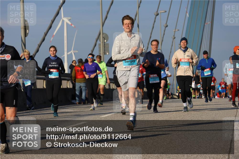 03.10.2025 - Köhlbrandbrückenlauf Strokosch-Dieckow http://msf.ph/oto/9112664 03.10.2025 09:46:12 Position 2 08, 2858, 2027 meine-sportfotos.de