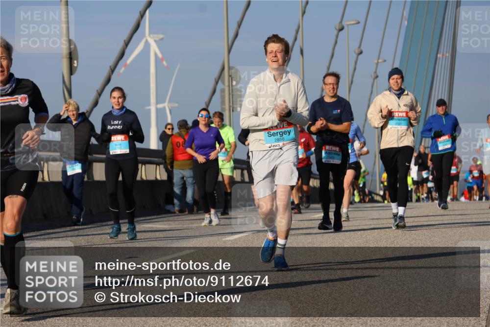 03.10.2025 - Köhlbrandbrückenlauf Strokosch-Dieckow http://msf.ph/oto/9112674 03.10.2025 09:46:12 Position 2 2858, 08, 2027 meine-sportfotos.de