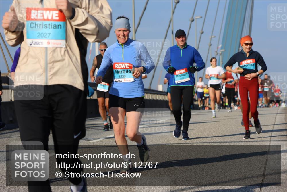 03.10.2025 - Köhlbrandbrückenlauf Strokosch-Dieckow http://msf.ph/oto/9112767 03.10.2025 09:46:20 Position 2 2027, 3539, 3202, 670 meine-sportfotos.de