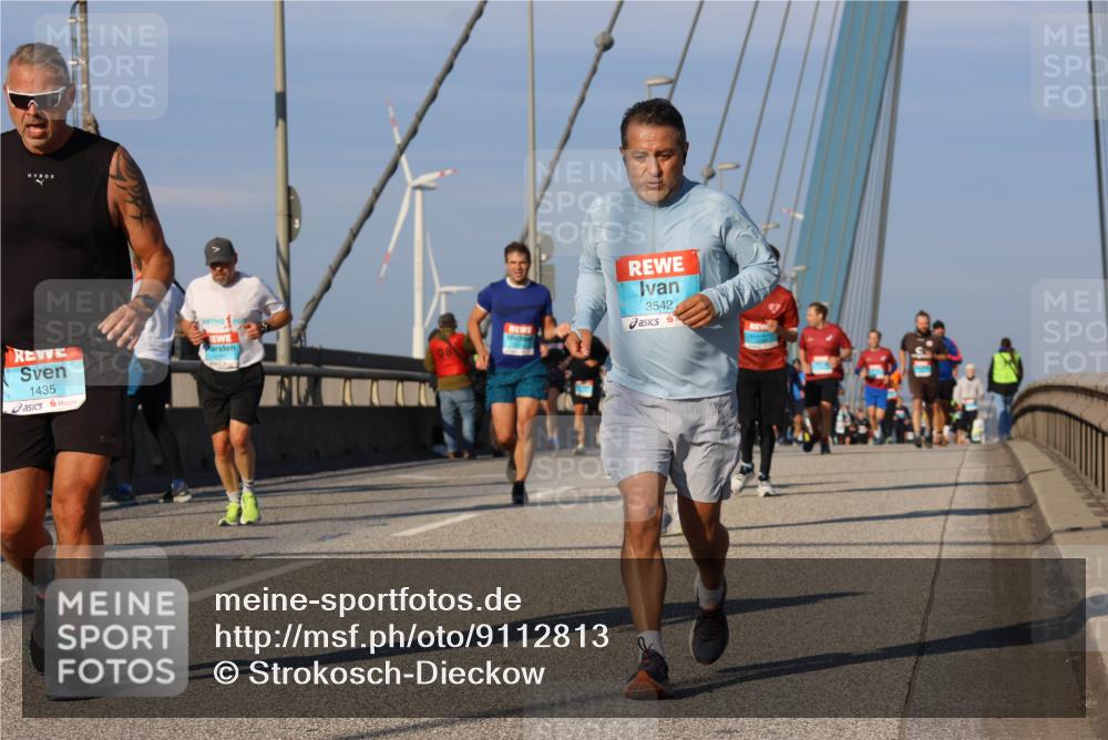 03.10.2025 - Köhlbrandbrückenlauf Strokosch-Dieckow http://msf.ph/oto/9112813 03.10.2025 09:46:26 Position 2 1435, 3542 meine-sportfotos.de