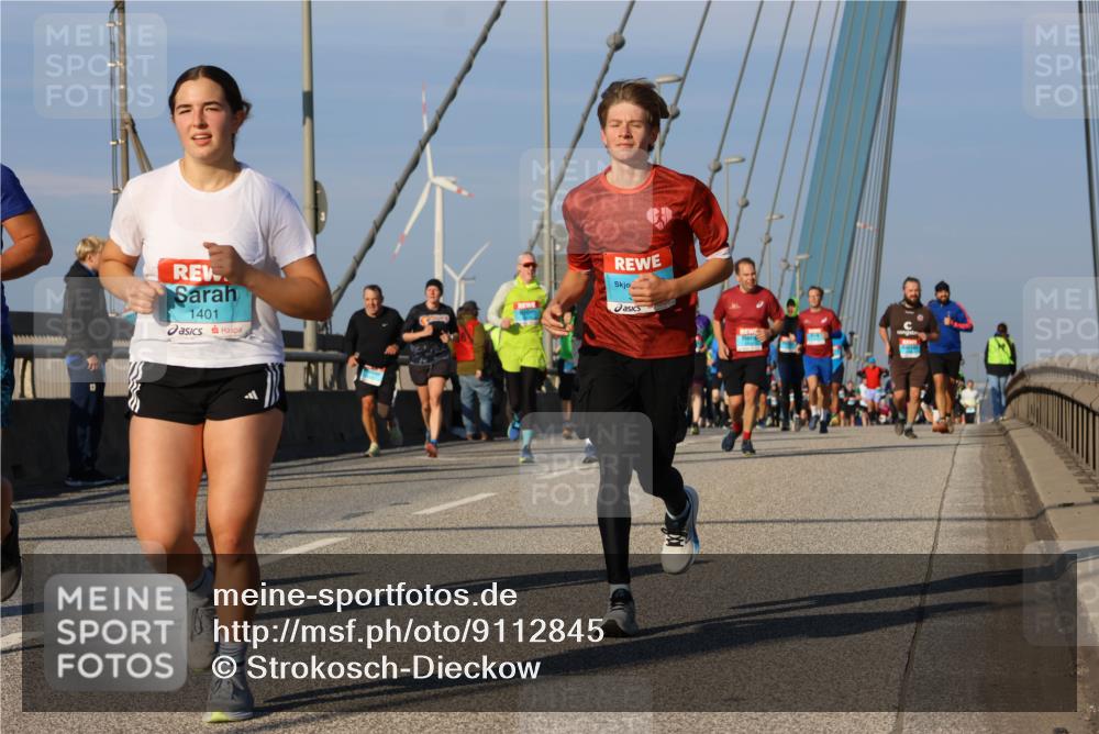 03.10.2025 - Köhlbrandbrückenlauf Strokosch-Dieckow http://msf.ph/oto/9112845 03.10.2025 09:46:30 Position 2 1401 meine-sportfotos.de