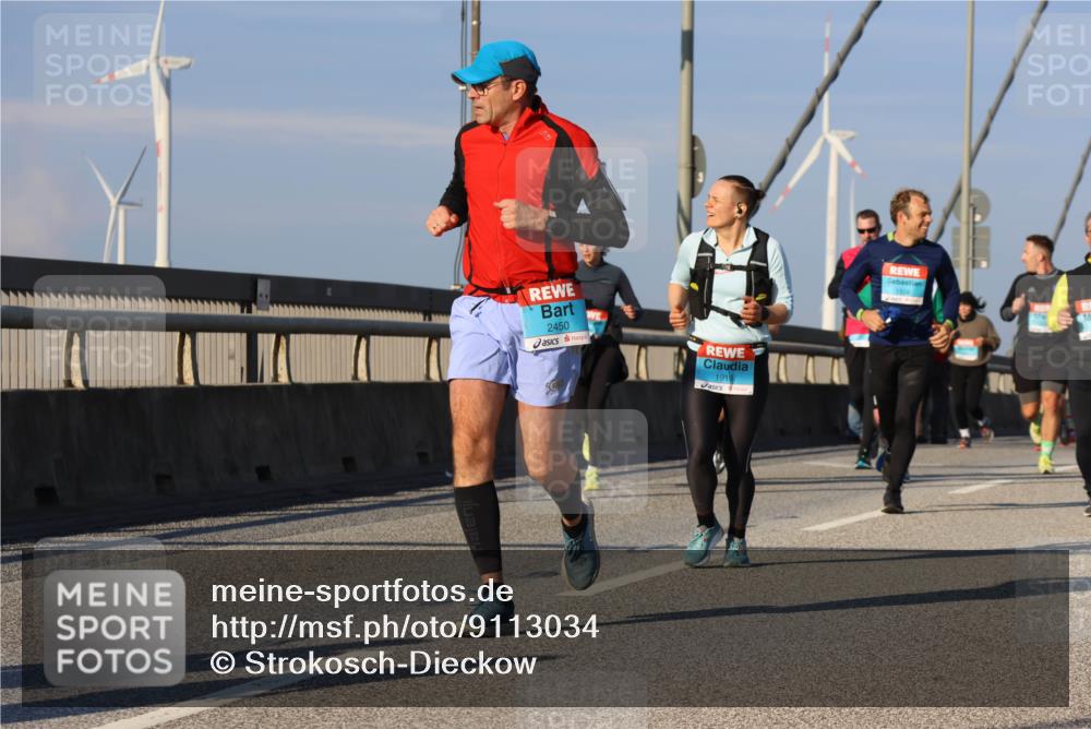 03.10.2025 - Köhlbrandbrückenlauf Strokosch-Dieckow http://msf.ph/oto/9113034 03.10.2025 09:46:58 Position 2 2450, 1919 meine-sportfotos.de