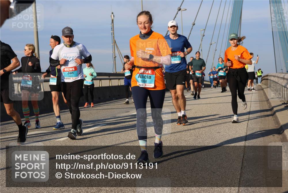 03.10.2025 - Köhlbrandbrückenlauf Strokosch-Dieckow http://msf.ph/oto/9113191 03.10.2025 09:47:12 Position 2 3653, 1491, 1858 meine-sportfotos.de