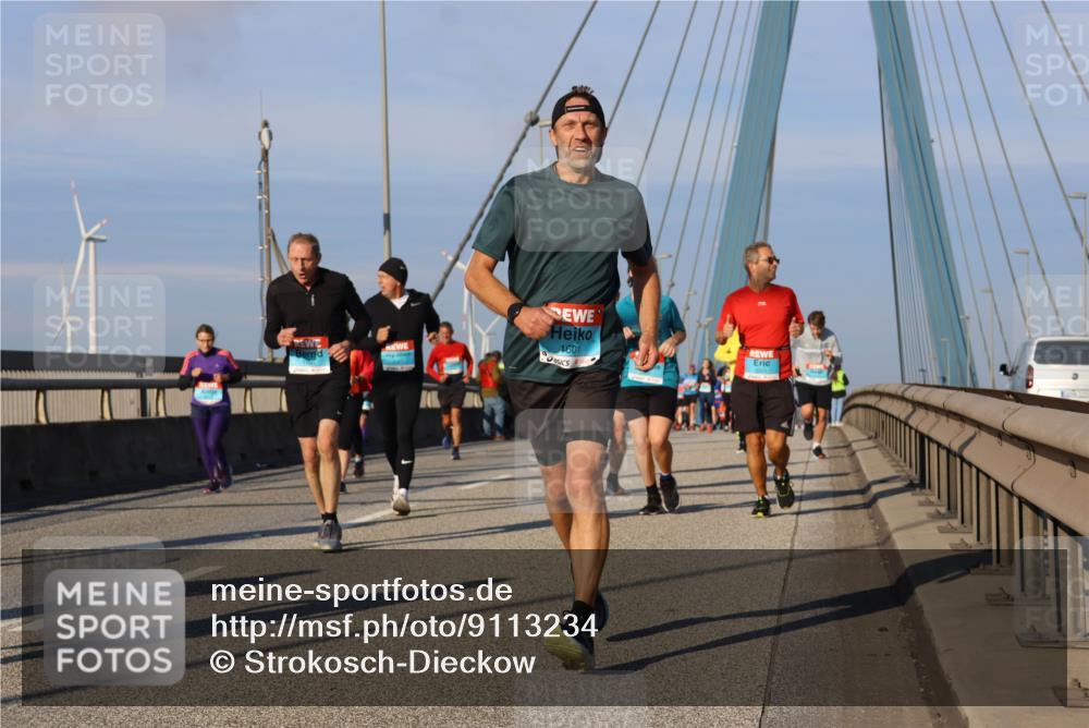 03.10.2025 - Köhlbrandbrückenlauf Strokosch-Dieckow http://msf.ph/oto/9113234 03.10.2025 09:47:16 Position 2 1501 meine-sportfotos.de
