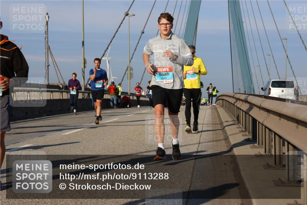 03.10.2025 - Köhlbrandbrückenlauf Strokosch-Dieckow http://msf.ph/oto/9113288 03.10.2025 09:47:22 Position 2 2040, 1701 meine-sportfotos.de