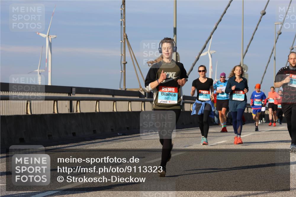 03.10.2025 - Köhlbrandbrückenlauf Strokosch-Dieckow http://msf.ph/oto/9113323 03.10.2025 09:47:28 Position 2 2471, 1331 meine-sportfotos.de