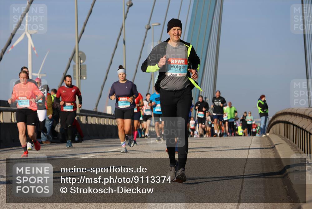 03.10.2025 - Köhlbrandbrückenlauf Strokosch-Dieckow http://msf.ph/oto/9113374 03.10.2025 09:47:34 Position 2 1001, 1192 meine-sportfotos.de