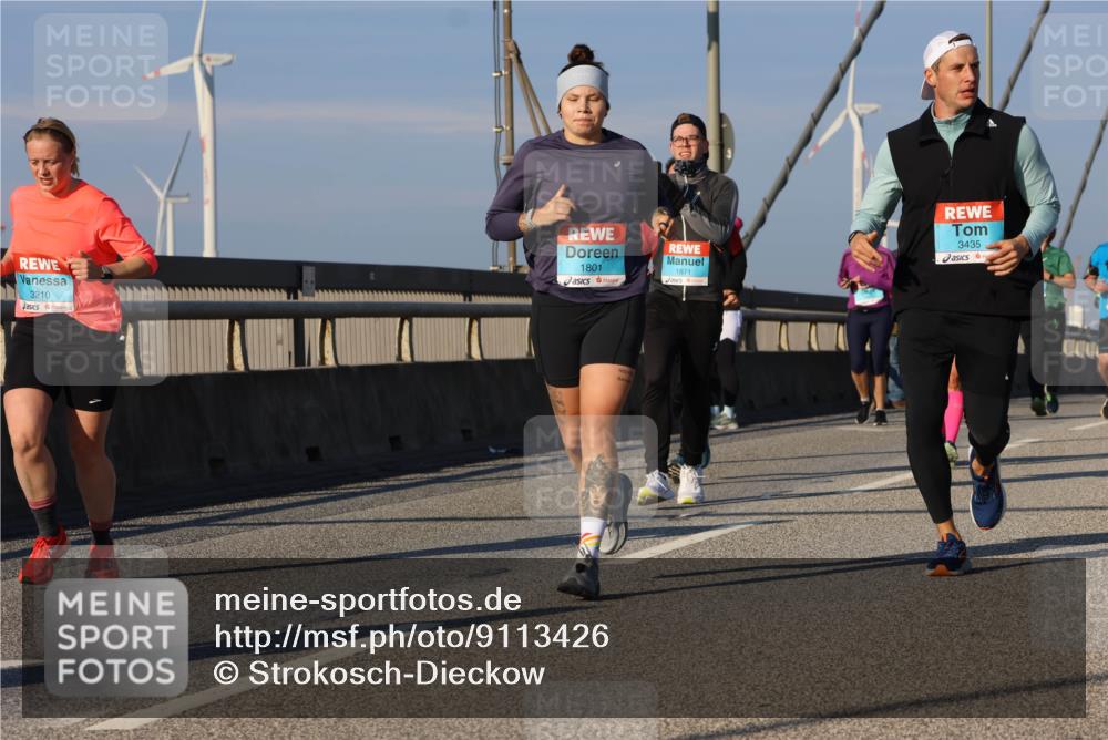 03.10.2025 - Köhlbrandbrückenlauf Strokosch-Dieckow http://msf.ph/oto/9113426 03.10.2025 09:47:39 Position 2 3210, 1801, 1871, 3435 meine-sportfotos.de