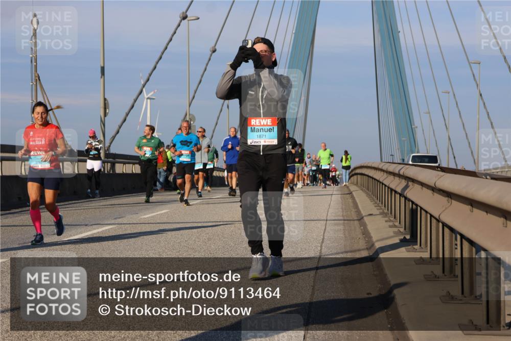 03.10.2025 - Köhlbrandbrückenlauf Strokosch-Dieckow http://msf.ph/oto/9113464 03.10.2025 09:47:43 Position 2 1871 meine-sportfotos.de
