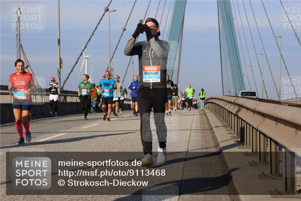 03.10.2025 - Köhlbrandbrückenlauf Strokosch-Dieckow http://msf.ph/oto/9113468 03.10.2025 09:47:43 Position 2 3793, 1871 meine-sportfotos.de
