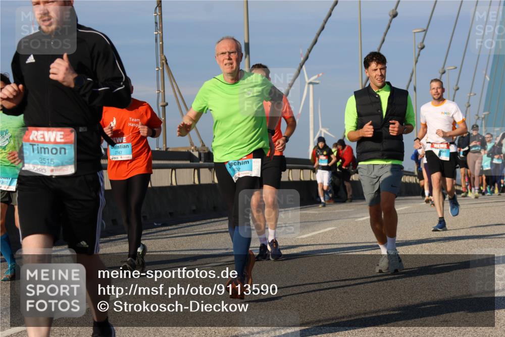 03.10.2025 - Köhlbrandbrückenlauf Strokosch-Dieckow http://msf.ph/oto/9113590 03.10.2025 09:47:56 Position 2 362, 3515, 2747, 02 meine-sportfotos.de