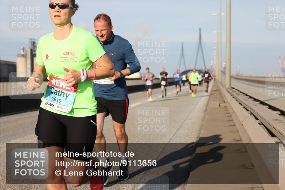 03.10.2025 - Köhlbrandbrückenlauf Lena Gebhardt http://msf.ph/oto/9113656 03.10.2025 09:42:50 Position 2 2025, 2819 meine-sportfotos.de