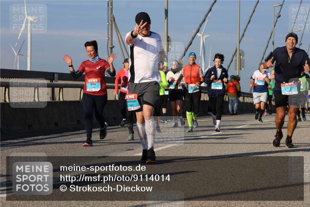 03.10.2025 - Köhlbrandbrückenlauf Strokosch-Dieckow http://msf.ph/oto/9114014 03.10.2025 09:48:42 Position 2 3596, 2883, 1909, 08, 6750 meine-sportfotos.de