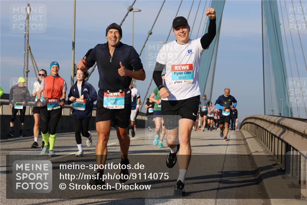 03.10.2025 - Köhlbrandbrückenlauf Strokosch-Dieckow http://msf.ph/oto/9114075 03.10.2025 09:48:45 Position 2 8750, 3157 meine-sportfotos.de