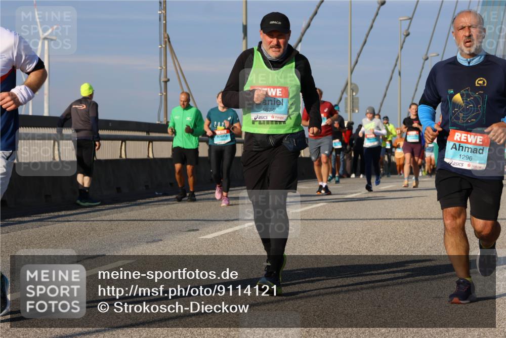 03.10.2025 - Köhlbrandbrückenlauf Strokosch-Dieckow http://msf.ph/oto/9114121 03.10.2025 09:48:52 Position 2 1674, 1296 meine-sportfotos.de