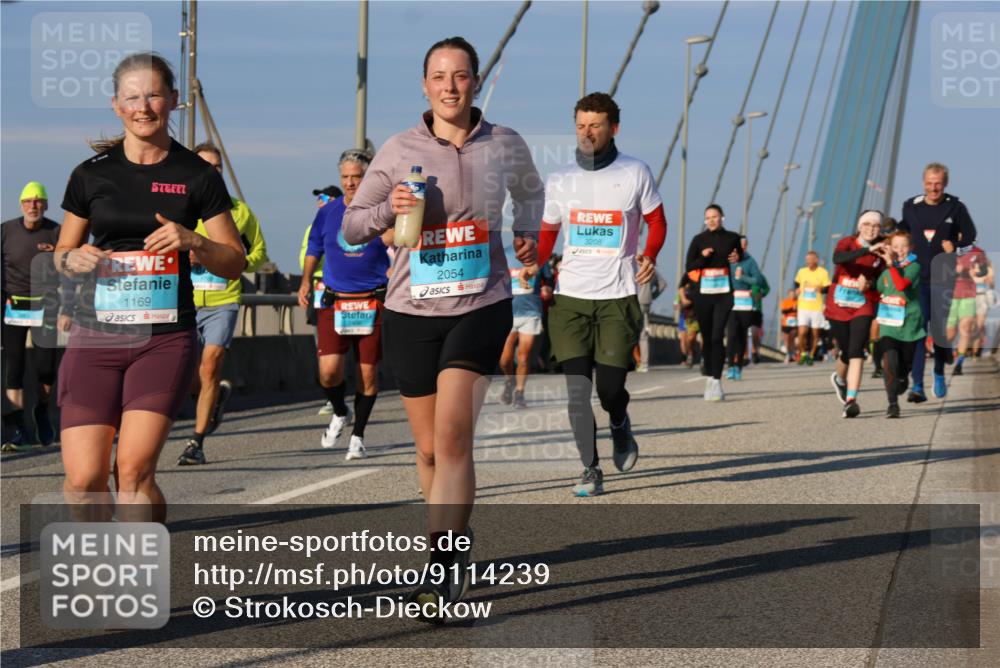 03.10.2025 - Köhlbrandbrückenlauf Strokosch-Dieckow http://msf.ph/oto/9114239 03.10.2025 09:49:00 Position 2 1169, 2054, 3406, 3208 meine-sportfotos.de
