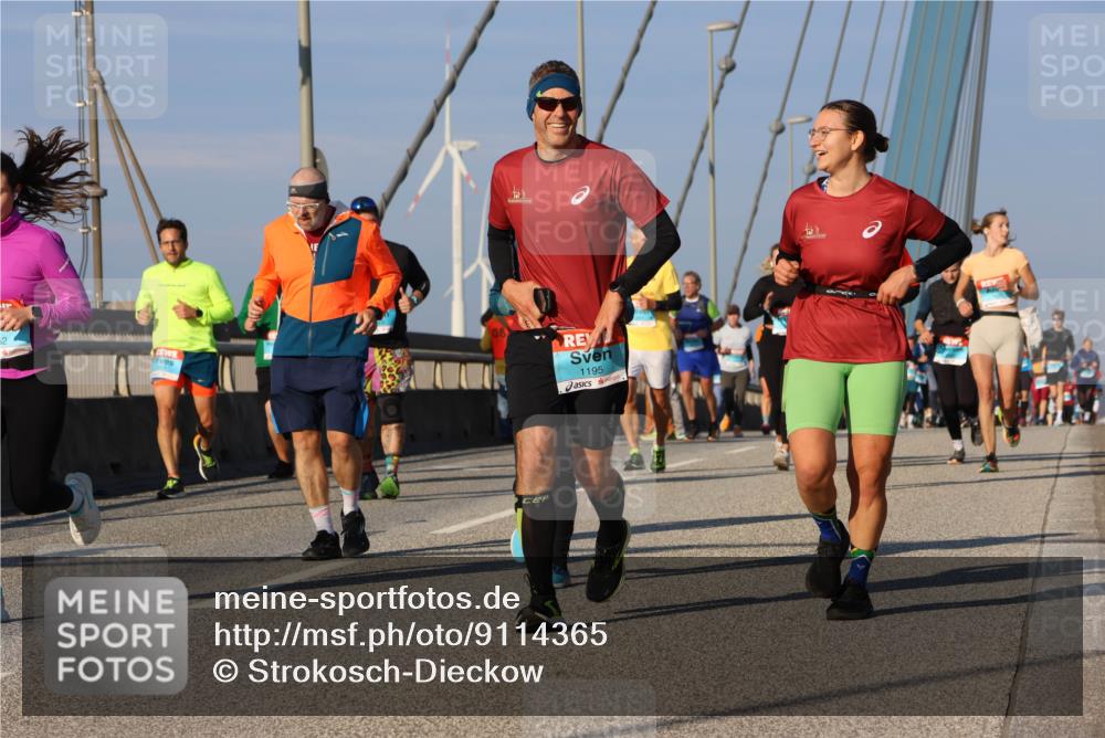 03.10.2025 - Köhlbrandbrückenlauf Strokosch-Dieckow http://msf.ph/oto/9114365 03.10.2025 09:49:09 Position 2 52, 1195 meine-sportfotos.de