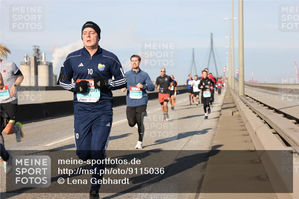 03.10.2025 - Köhlbrandbrückenlauf Lena Gebhardt http://msf.ph/oto/9115036 03.10.2025 09:43:25 Position 2 592, 10, 10, 3243, 1052 meine-sportfotos.de