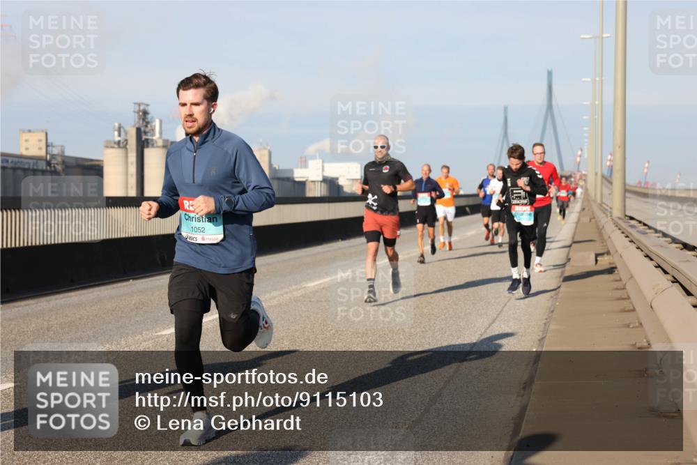 03.10.2025 - Köhlbrandbrückenlauf Lena Gebhardt http://msf.ph/oto/9115103 03.10.2025 09:43:26 Position 2 1052 meine-sportfotos.de
