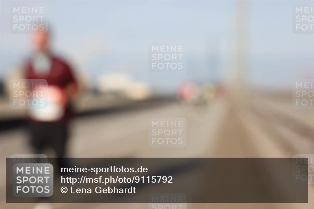 03.10.2025 - Köhlbrandbrückenlauf Lena Gebhardt http://msf.ph/oto/9115792 03.10.2025 09:43:45 Position 2  meine-sportfotos.de
