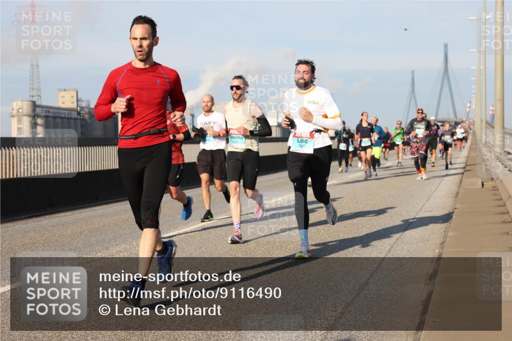 03.10.2025 - Köhlbrandbrückenlauf Lena Gebhardt http://msf.ph/oto/9116490 03.10.2025 09:44:06 Position 2 1269, 3340 meine-sportfotos.de