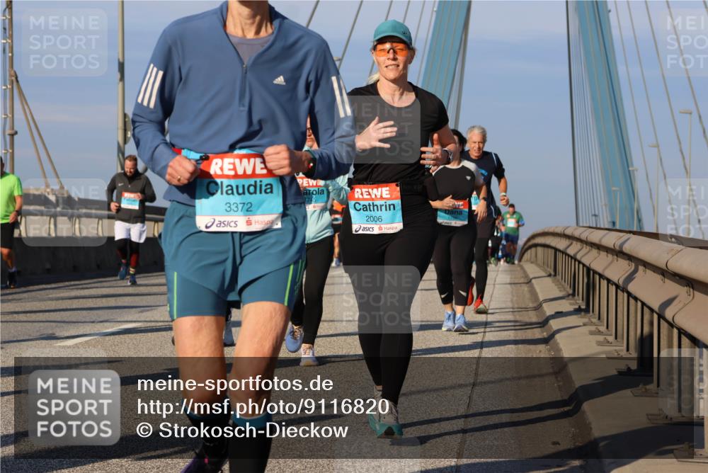 03.10.2025 - Köhlbrandbrückenlauf Strokosch-Dieckow http://msf.ph/oto/9116820 03.10.2025 09:49:56 Position 2 3372, 2006 meine-sportfotos.de